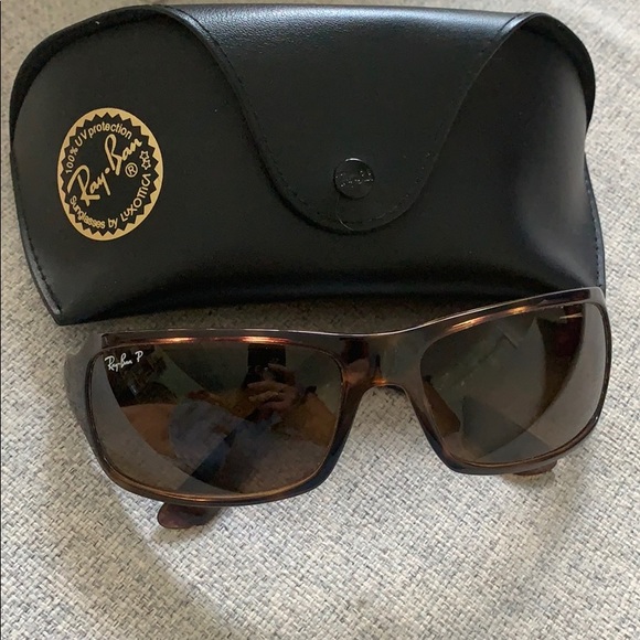 ray ban 4075